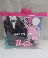 057 - Barbie playline fashion