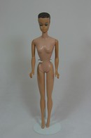 061 - Barbie doll