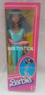 105 - Barbie doll playline - 1980 dolls