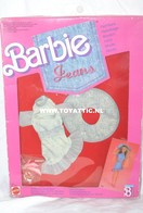 109 - Barbie playline fashion