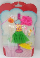 110 - Barbie playline fashion