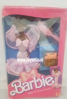 310 - Barbie doll playline - 1980 dolls