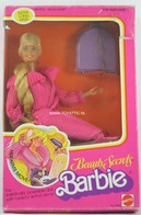 424 - Barbie doll playline - 1980 dolls
