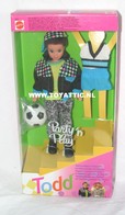 018 - Barbie doll playline - several dolls
