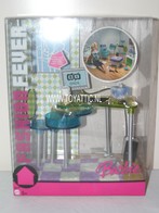 058 - Barbie playline furniture