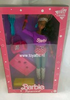 072 - Barbie doll collectible