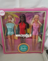 117 - Barbie doll repro